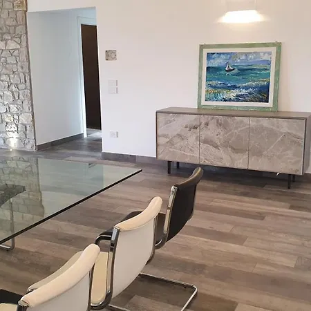 Tenuta Santa Chiara *