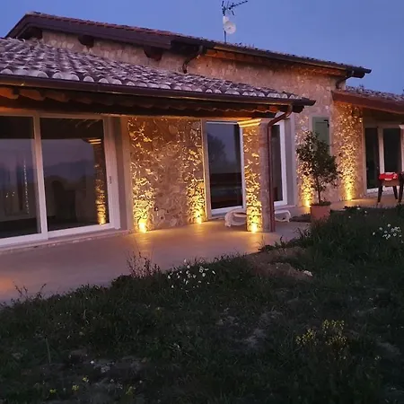 Tenuta Santa Chiara Cannara
